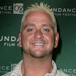 Mike Bell 飾演 Self