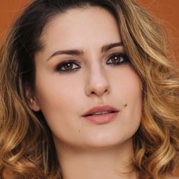 Lidiya Liberman 飾演 Benedetta