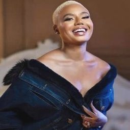 南西·伊斯梅 - Kambili: The Whole 30 Yards演員 飾演