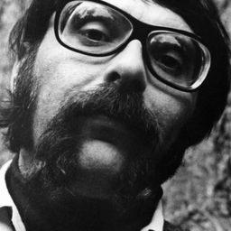 Vince Guaraldi 飾演 Little Birdie Singer (voice) (uncredited)