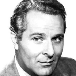 Alexander Scourby 飾演 Dr. Mikhail Andrassy