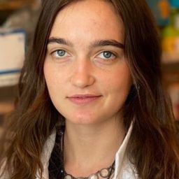 Zita Aretz 飾演 Marie Bellheim