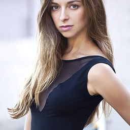 Charlotte Taschen 飾演 