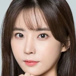 Kim Ji-Eun - 治外法權演員 飾演Eun-joo