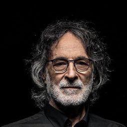 Franz Di Cioccio - I'm Going to Live by Myself演員 飾演padrone di casa