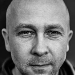 Karel Hynek 飾演 Karel Hynek