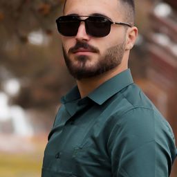 Mohammed Wrya 飾演 Student