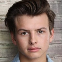 Justin Jarzombek - 迷因殺機演員 飾演Oliver