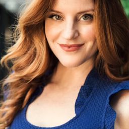 Elizabeth Bond 飾演 Wendy Day