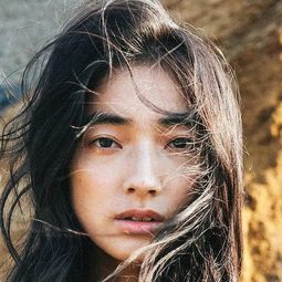 仁村紗和 - 美しい彼～eternal～演員 飾演Anna