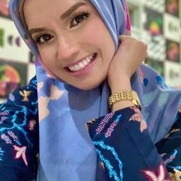 Faezah Elai 飾演 Sofea