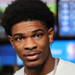 史庫特亨德森 - 流星射手演員 飾演Romeo Travis