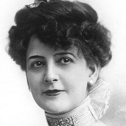 May Robson 飾演 Lettie Blodgett