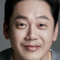 Kwak Jin 飾演 