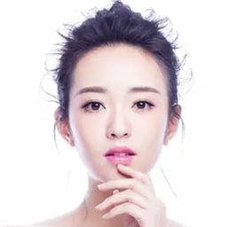 劉泳熙 飾演 Xiao Haze