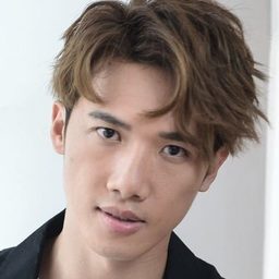 邱士縉 飾演 Kaito Stanley