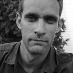 Sam Hanover 飾演 Himself