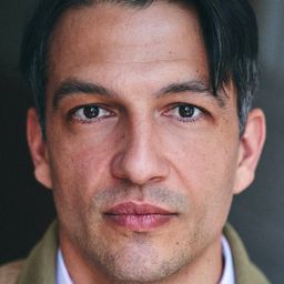 Max Hemmersdorfer 飾演 Christian