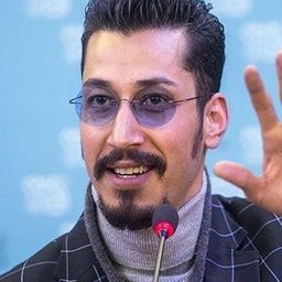 Bahram Afshari 飾演 Bahram