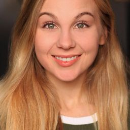 Gillian Rabin - 黑白拉警報演員 飾演Bianca