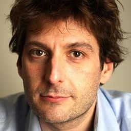 Pascal Tantot - 心動120演員 飾演Chercheur du ANRS