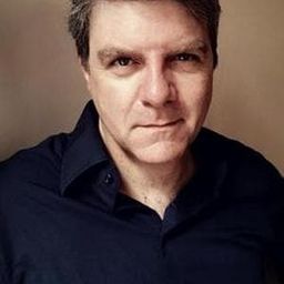 Mariano d'Angelo 飾演 sordomuto