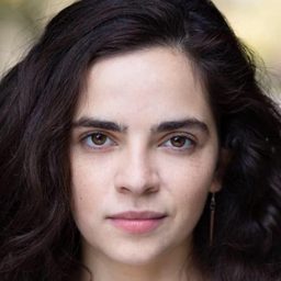 Sonera Angel 飾演 Katie