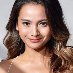 阿珈·撒普利愛沙 飾演 Talia