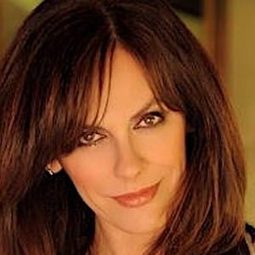 Paola Onofri 飾演 Antonella Molinari