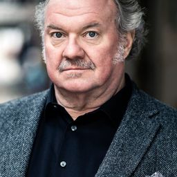 Werner Biermeier 飾演 Brutsch