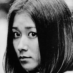 角ゆり子 - 再会演員 飾演