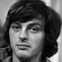 Robin Stewart 飾演 Blue Villa Client