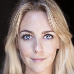 Miranda Raison 飾演 Heather