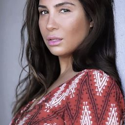 Liana Mendoza 飾演 Bonita