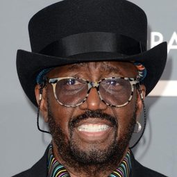Otis Williams 飾演 Self