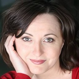 Susan Glover - 傑里科大廈演員 飾演Valda