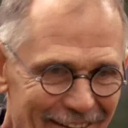 Vladimir Kuznetsov - 人民公僕 2演員 飾演