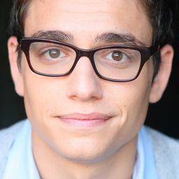 Aaron Eisenberg 飾演 Didi