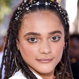 莎夏蓮恩 - 美國甜心演員 飾演Star