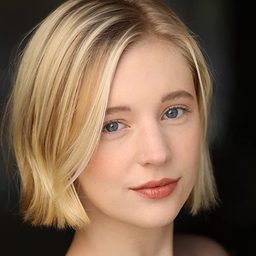 Jessica Sarah Flaum 飾演 Paige