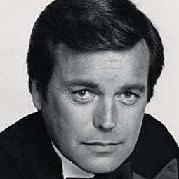 勞勃·韋納 - Airports演員 飾演