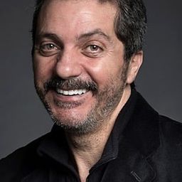 Tony Palazzo 飾演 Francesco