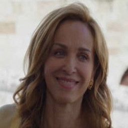 Patrizia Mancini - Christmas in Love演員 飾演Modella