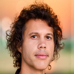 Frank E. Flowers - 流星射手編劇