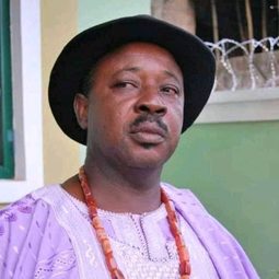 艾馬奇·穆歐納戈 - 拜見親家演員 飾演