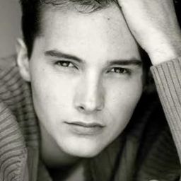 Derek Lee Nixon 飾演 Jack