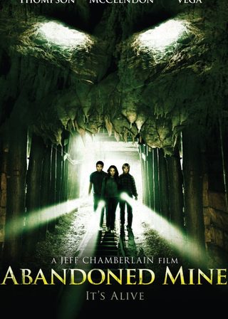《Abandoned Mine》電影海報