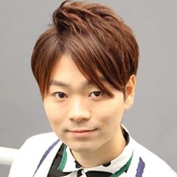 高木裕平 飾演 Gowther (voice)