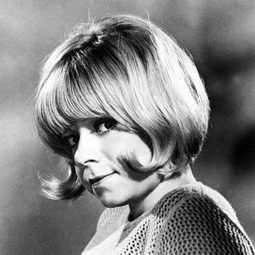 Nicole Jaffe 飾演 Velma Dinkley (Voice)