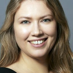 Agathe L'Huillier - 鋼琴意外事件簿演員 飾演Maman Magalie